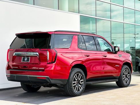 Used 2024 GMC Yukon AT4 w/ Technology Package image 4