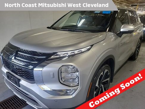 Used 2024 Mitsubishi Outlander SE AWD/4WD image 1
