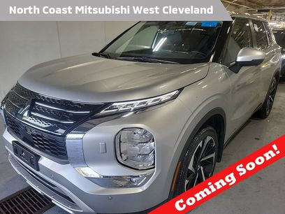 Used 2024 Mitsubishi Outlander SE