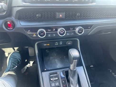 Used 2024 Honda CR-V EX image 19