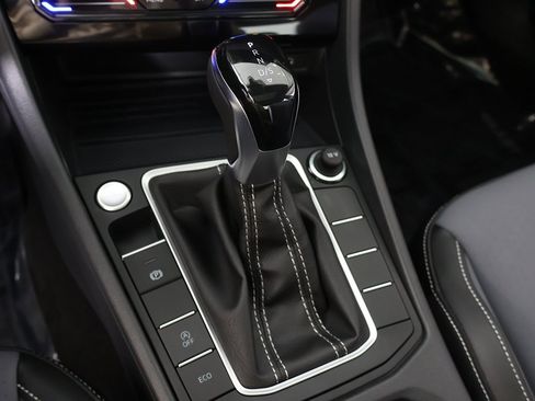 Used 2026 Volkswagen Jetta SE image 52