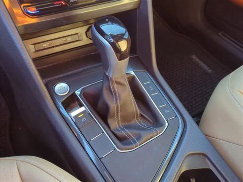 Used 2023 Volkswagen Tiguan SE R-Line image 20