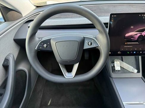 Used 2024 Tesla Model 3 Standard Range RWD image 18
