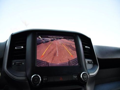 Used 2021 RAM 2500 Tradesman w/ Chrome Appearance Group image 19