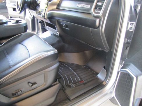 Used 2024 RAM 2500 Laramie image 23