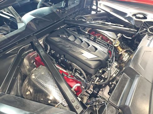 Used 2023 Chevrolet Corvette Stingray Premium Cpe w/ Z51 Performance Package image 16