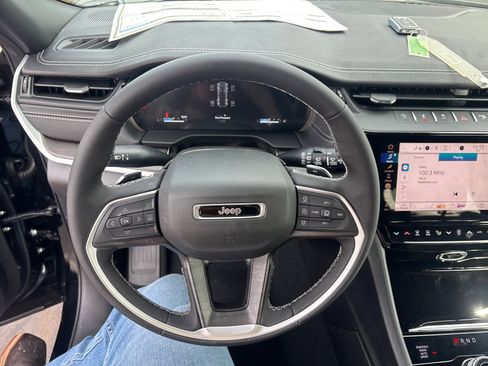 New 2026 Jeep Grand Cherokee Limited image 14