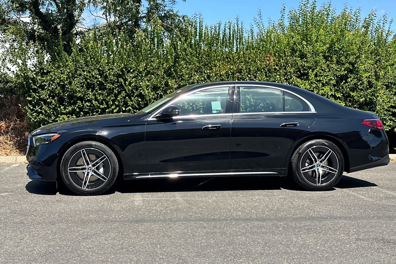 New 2027 Mercedes-Benz GLC 300 image 6