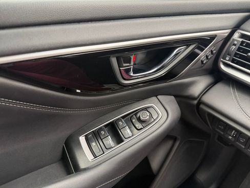 Used 2020 Subaru Outback Limited image 8