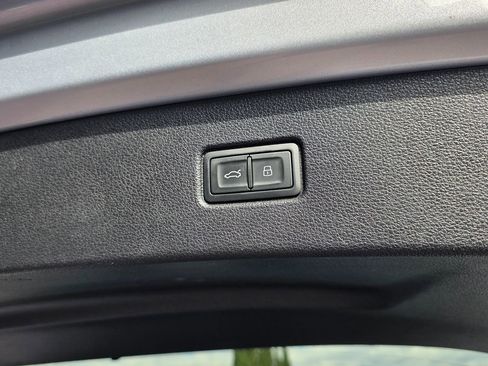 Used 2019 Audi Q7 3.0T Prestige w/ Prestige Package image 20