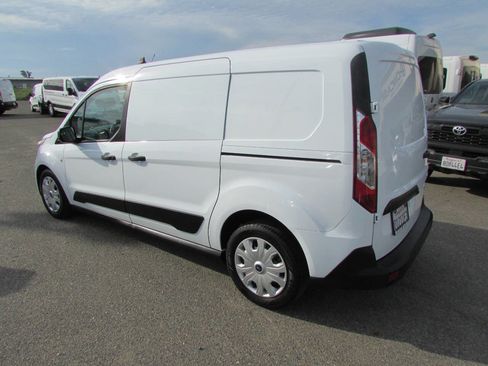 Used 2021 Ford Transit Connect XLT image 8