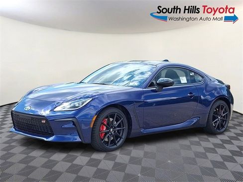 New 2025 Toyota GR86 image 3