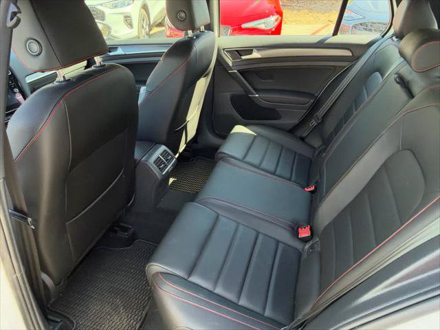 Used 2018 Volkswagen GTI Autobahn FWD image 6