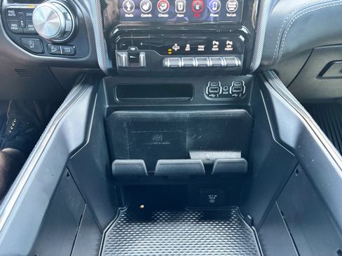 Used 2021 RAM 1500 Limited AWD/4WD image 29