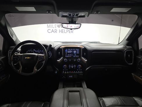 Used 2022 Chevrolet Silverado 2500 High Country w/ Z71 Off-Road Package image 4