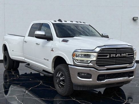 Used 2019 RAM 3500 Laramie image 3