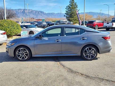 Used 2025 Nissan Sentra SR image 7