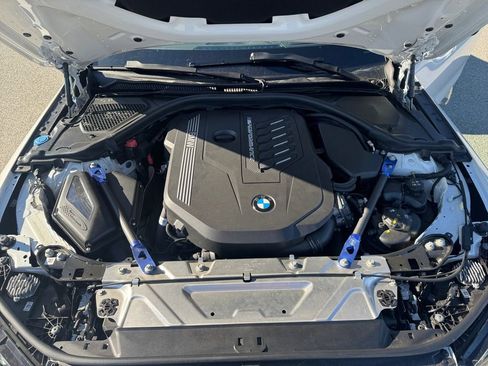 Used 2023 BMW M440i Coupe w/ Premium Package image 31