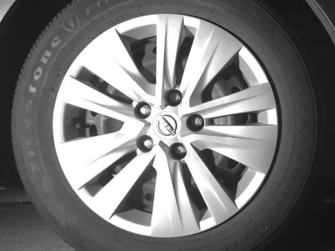 Used 2025 Nissan Sentra S FWD image 13