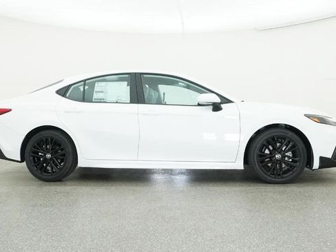 New 2026 Toyota Camry SE image 41