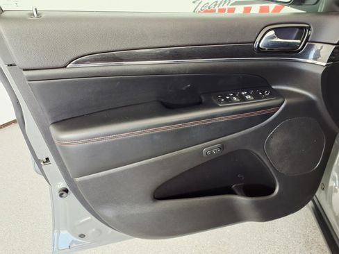 Used 2020 Jeep Grand Cherokee Trailhawk image 17