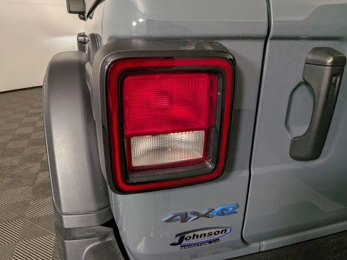 Used 2024 Jeep Wrangler Willys 4xe image 12