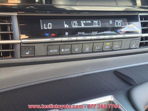 Certified 2023 Toyota Sienna XSE image 25