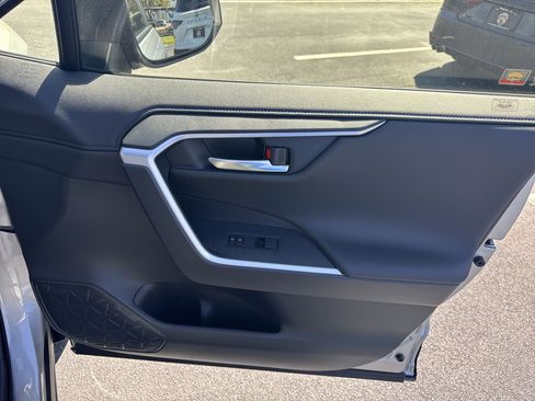 New 2025 Toyota RAV4 XSE AWD/4WD image 38