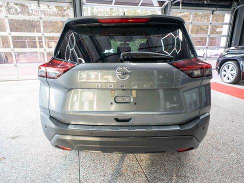 Used 2021 Nissan Rogue S image 3