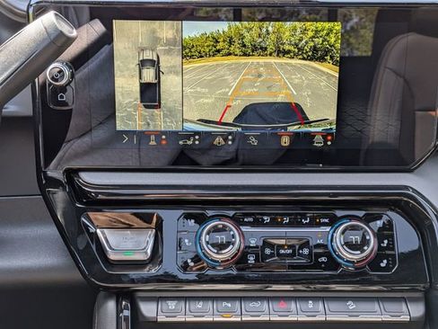 New 2026 GMC Sierra 2500 AT4 w/ AT4 Premium Plus Package AWD/4WD image 17