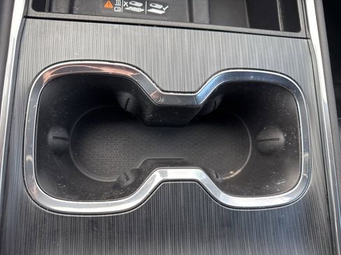 Used 2024 GMC Acadia Elevation image 40