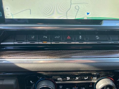 New 2026 Chevrolet Silverado 2500 LT w/ Z71 Chrome Sport Edition image 18