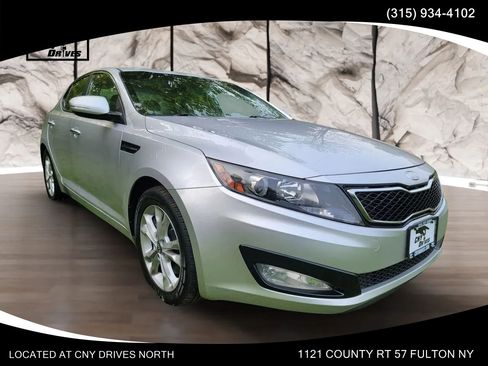 Used 2011 Kia Optima EX FWD image 3