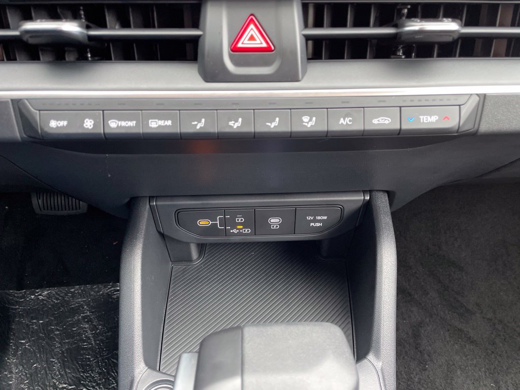 New 2026 Kia K4 FWD image 21