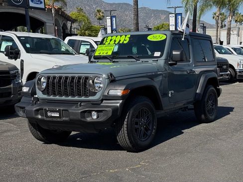 Used 2024 Jeep Wrangler Sport AWD/4WD image 5