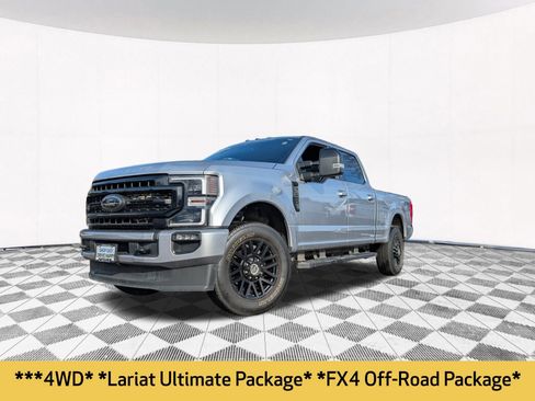 Used 2022 Ford F250 Lariat w/ Black Appearance Package image 2