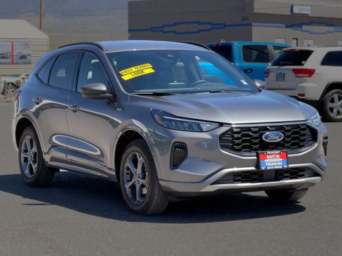 Used 2024 Ford Escape ST-Line image 7