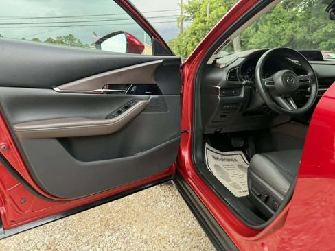 Used 2020 MAZDA CX-30 FWD w/ Premium Package image 10