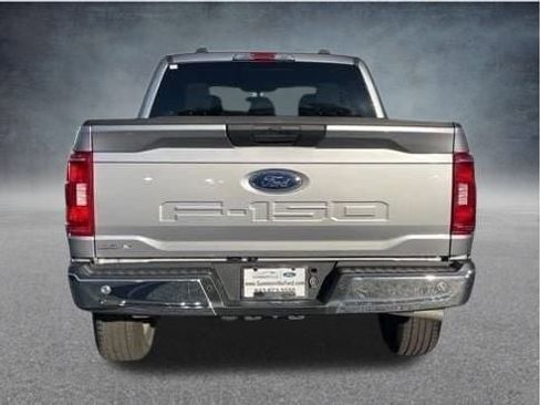 Used 2023 Ford F150 XLT image 4