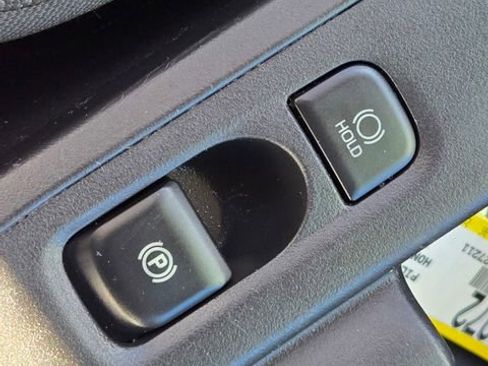 Used 2023 Toyota Corolla LE image 24