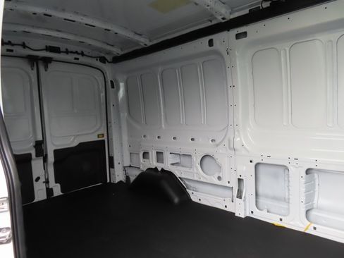 New 2026 Ford Transit 250 148 Medium Roof image 15