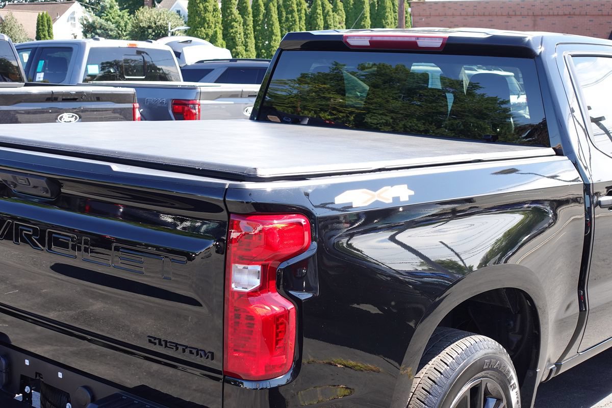 Used 2024 Chevrolet Silverado 1500 Custom AWD/4WD image 12