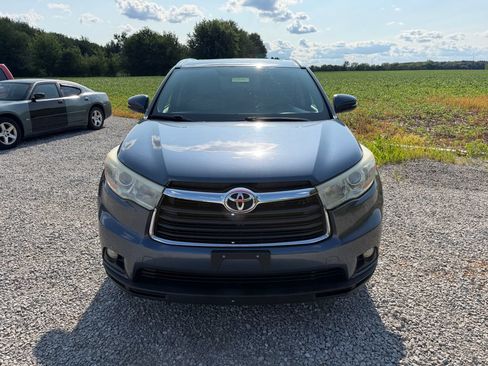 Used 2014 Toyota Highlander XLE AWD/4WD image 11