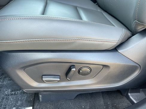 New 2026 Ford Explorer Active w/ Active Comfort Package AWD/4WD image 13