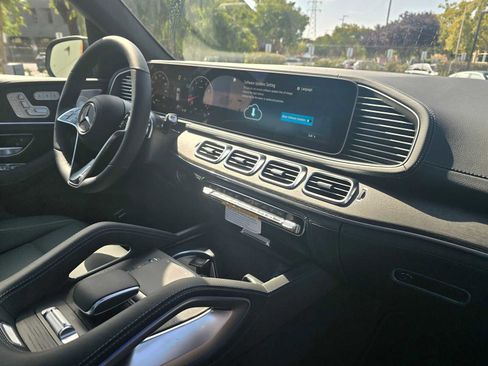 New 2026 Mercedes-Benz GLE 580 4MATIC image 13