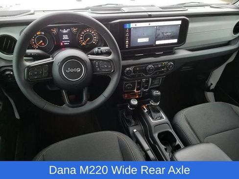 Used 2024 Jeep Wrangler Unlimited Sport AWD/4WD image 19