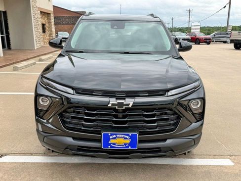 New 2026 Chevrolet TrailBlazer LT FWD image 8