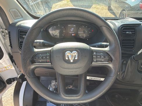 Used 2024 RAM ProMaster 2500 w/ Convenience Group FWD image 23
