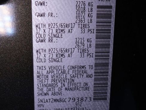 Used 2016 Nissan Rogue SV w/ SV Premium Package FWD image 41