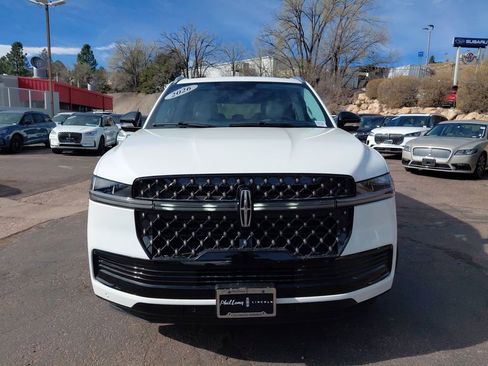 New 2026 Lincoln Navigator L Black Label AWD/4WD image 2